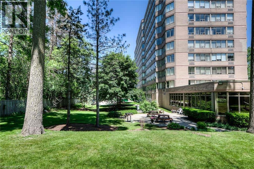 3227 KING Street E Unit# 710 — Kitchener, Ontario - Photo 3 of 41