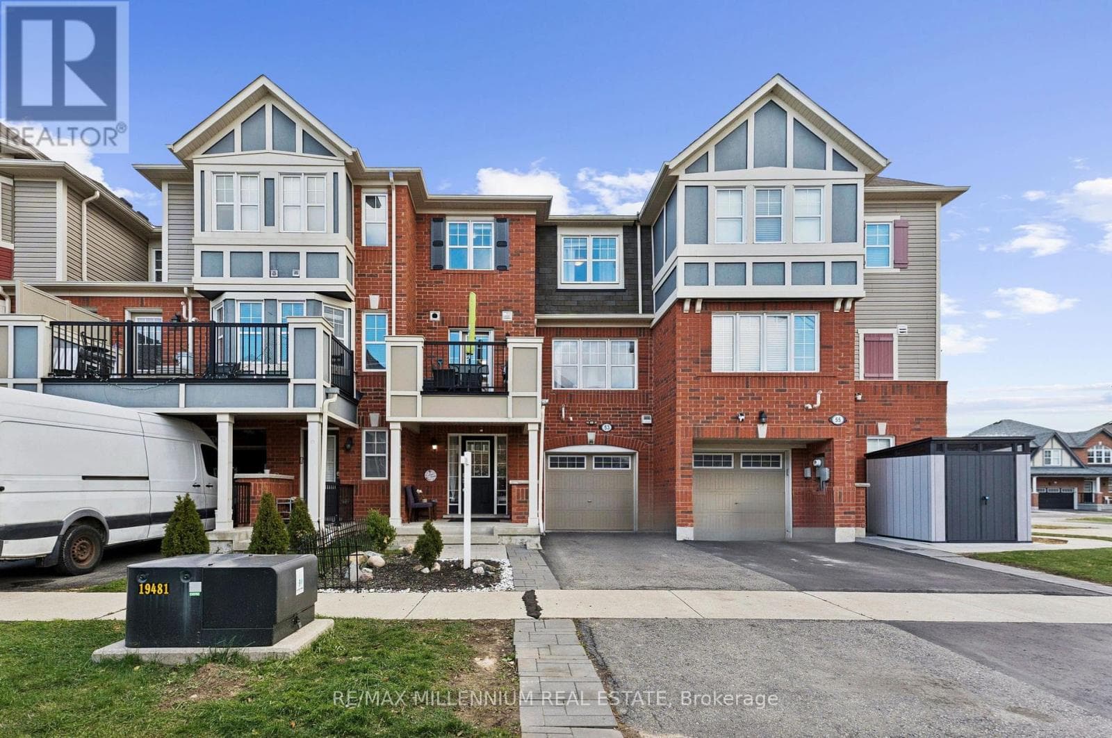 53 COLONEL FRANK CHING CRESCENT N — Brampton (Fletcher's West) - Main photo
