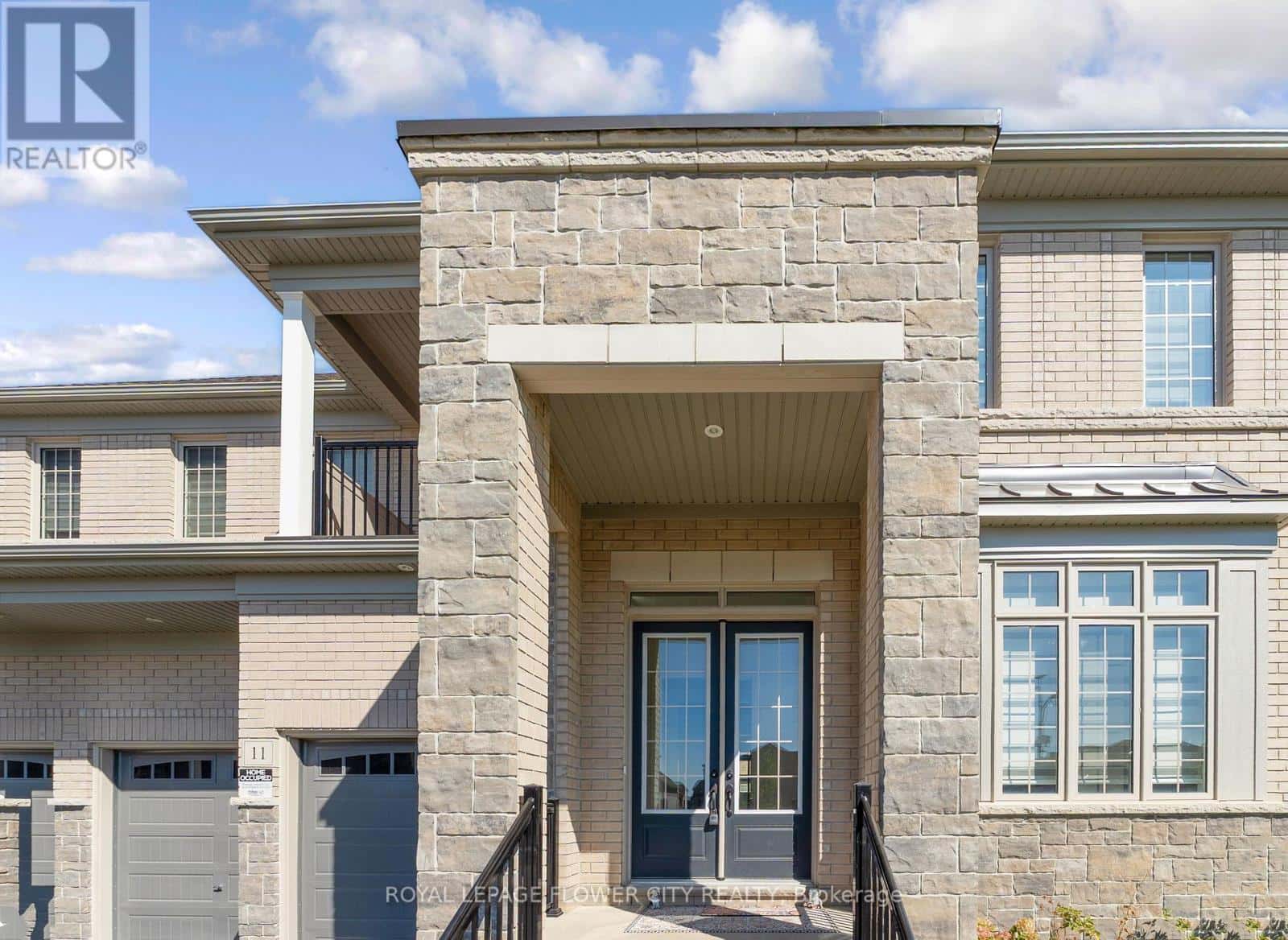 11 WINTERGREEN LANE N — Adjala-Tosorontio (Colgan), Ontario - Photo 3 of 50