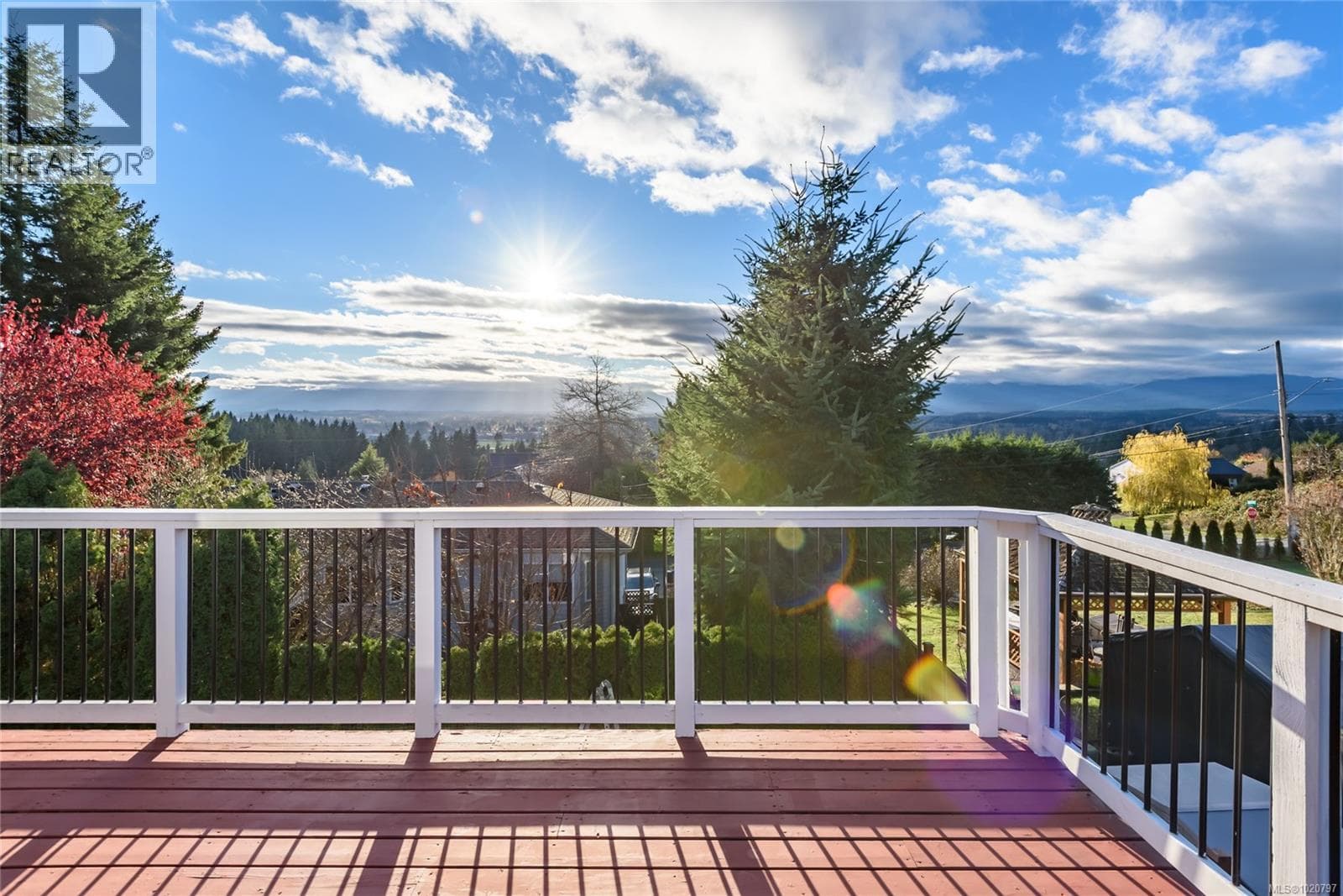 675 Evergreen Ave — Courtenay - Main photo