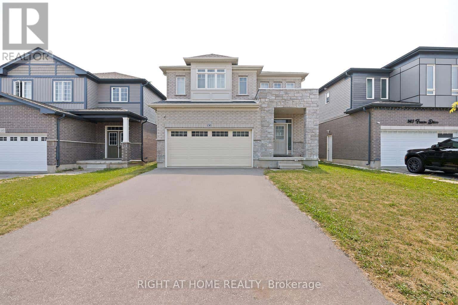 139 FREURE DRIVE — Cambridge - Photo 2 of 40