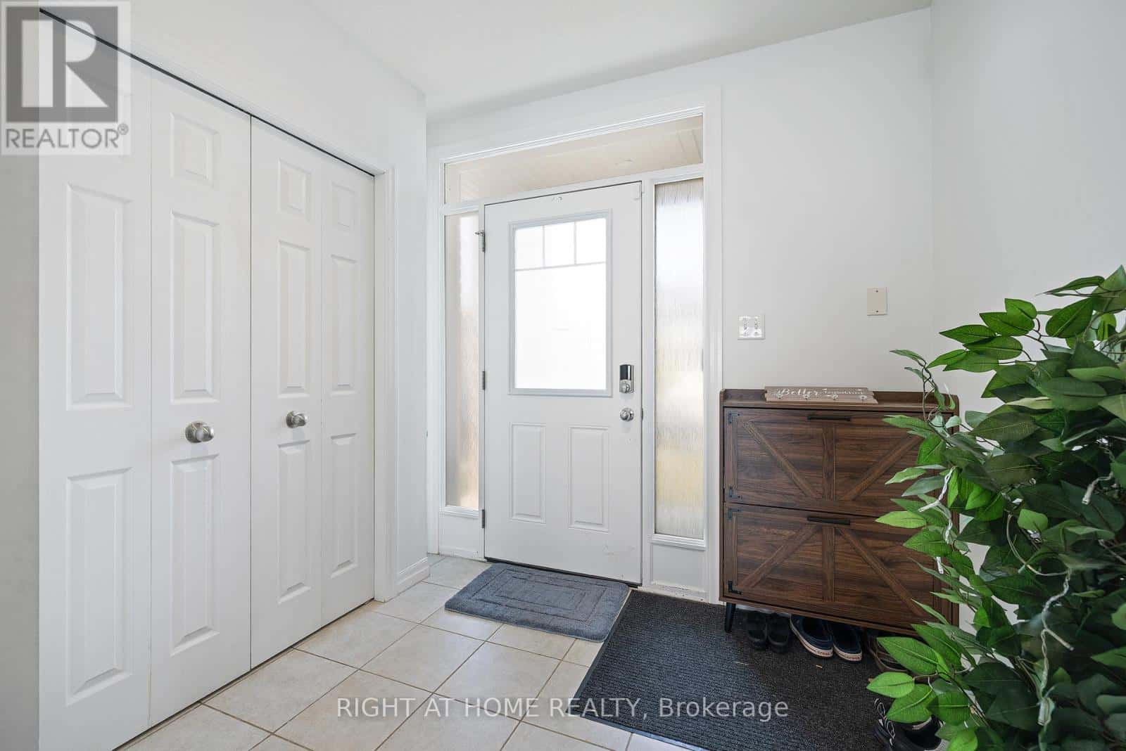 139 FREURE DRIVE — Cambridge - Photo 3 of 40