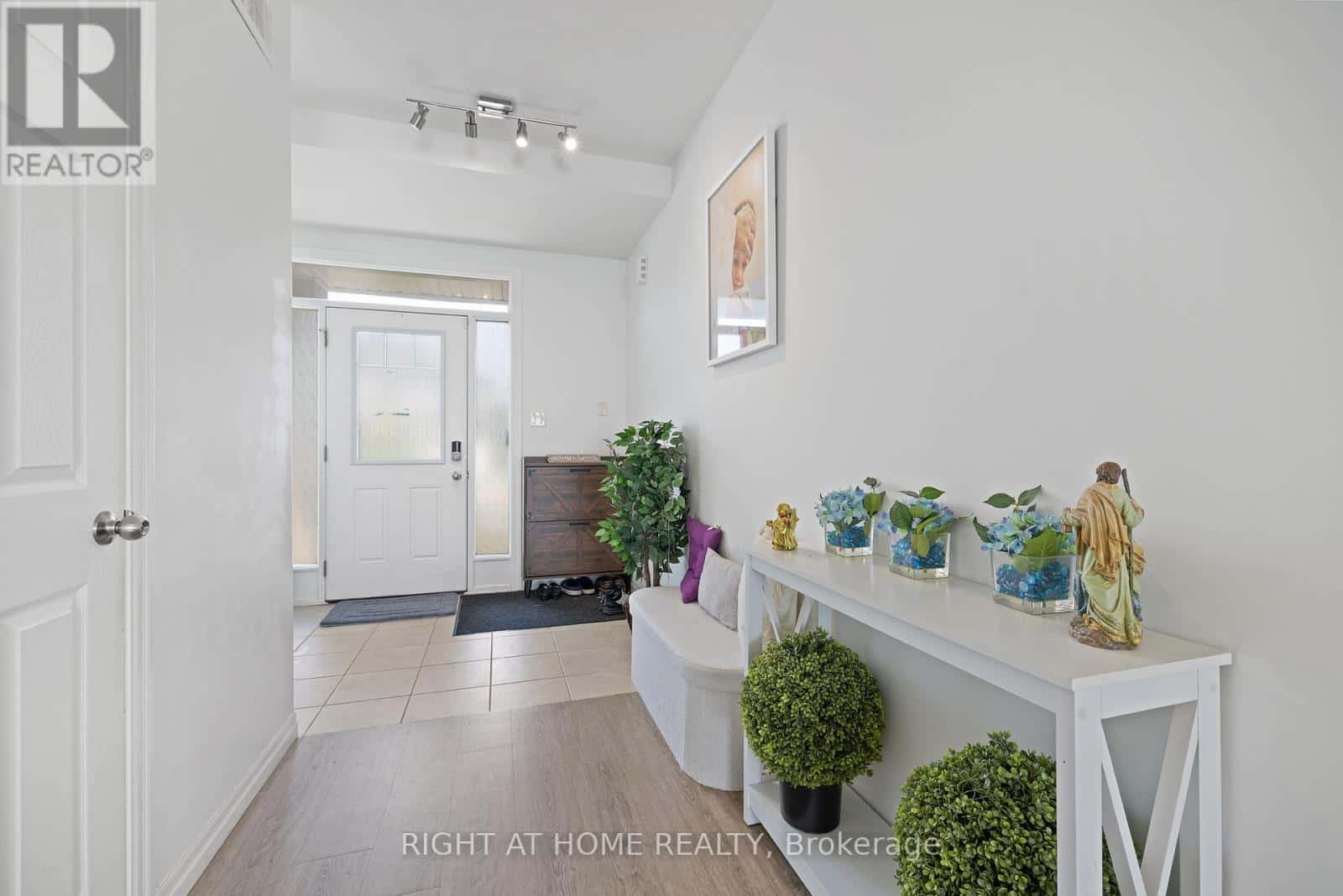 139 FREURE DRIVE — Cambridge - Photo 4 of 40