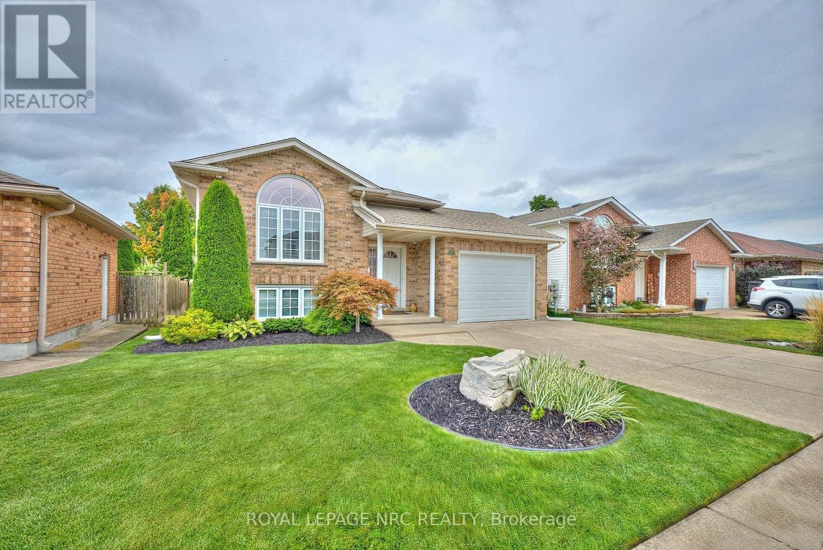 8105 CITATION ROAD — Niagara Falls (Ascot) - Main photo