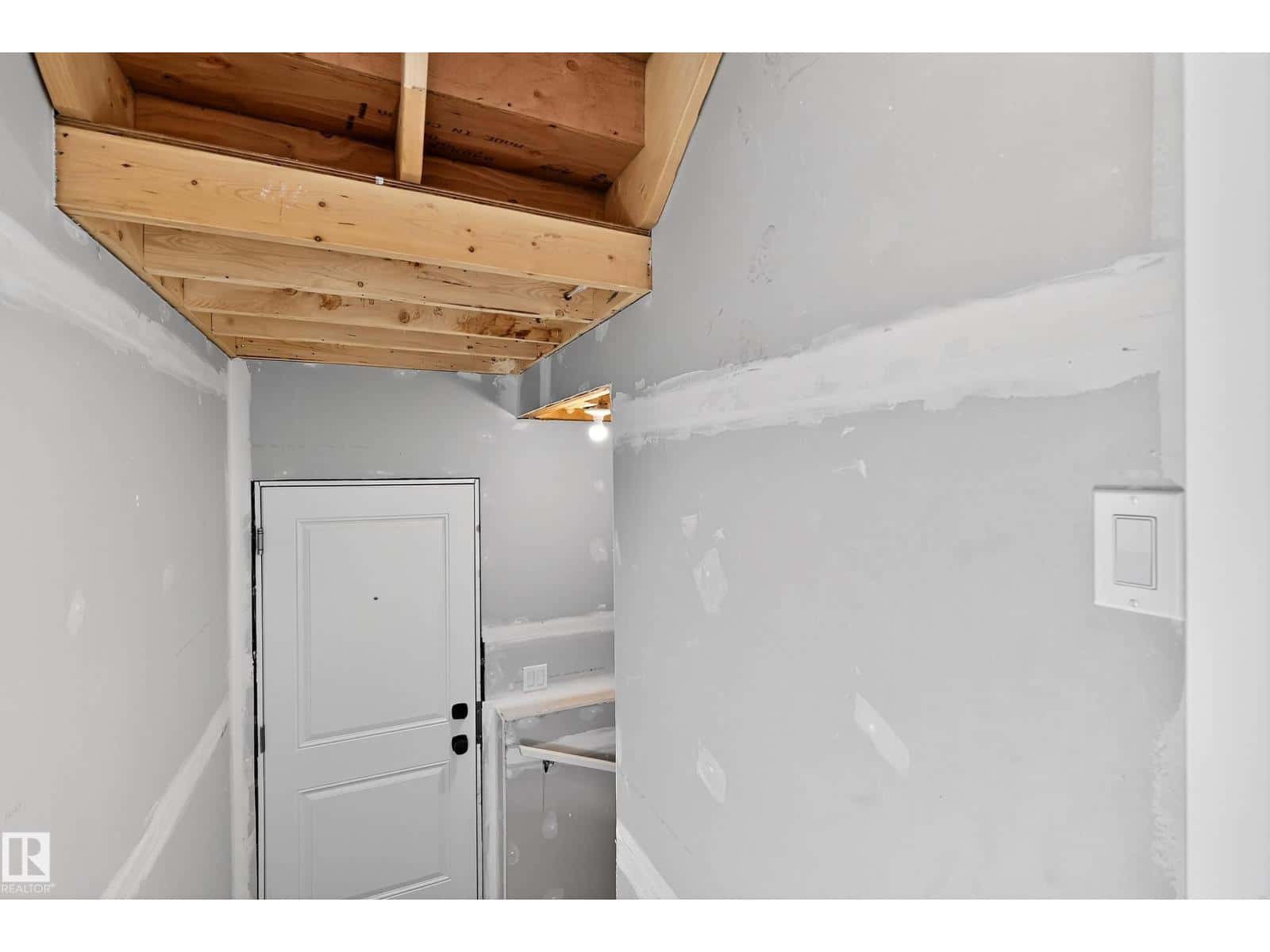 105 Stonehouse WY — Leduc - Photo 5 of 46