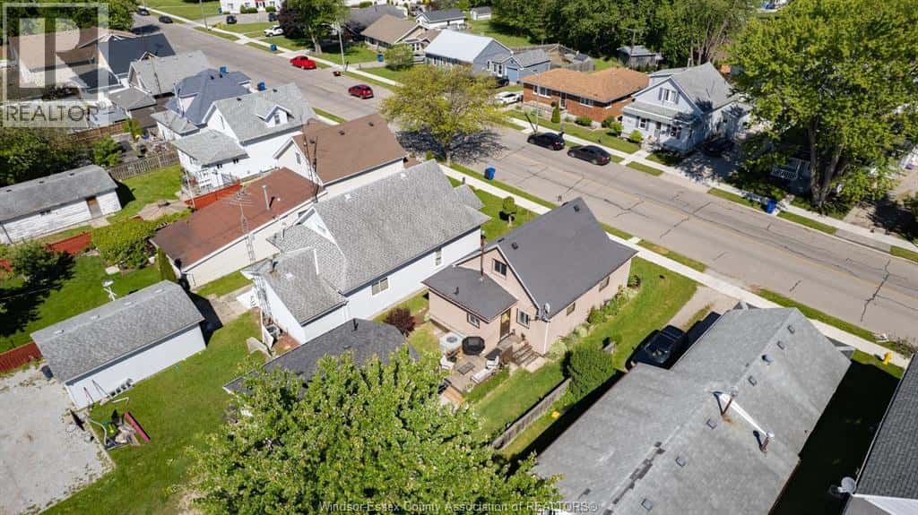 55 CANAL West — Tilbury - Photo 4 of 33