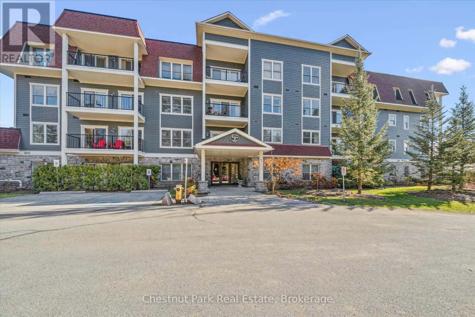 209 - 10B KIMBERLEY AVENUE — Bracebridge (Macaulay) - Photo 5 of 38