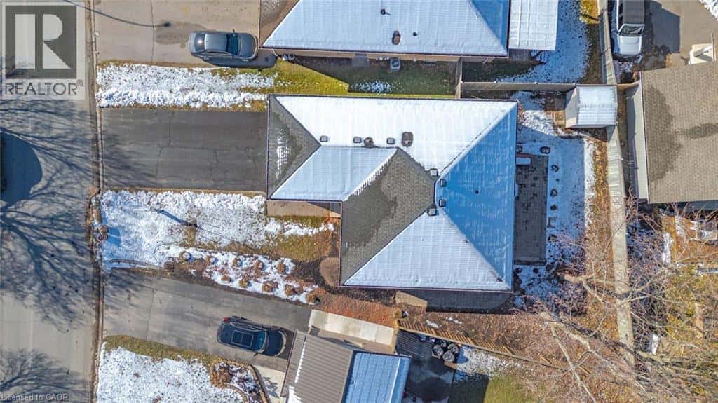 49 ALEXANDER Drive — Aylmer - Photo 5 of 46