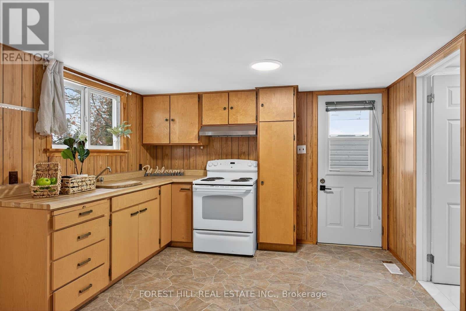 69 BLYTHE SHORE ROAD — Kawartha Lakes (Fenelon Falls) - Photo 5 of 37