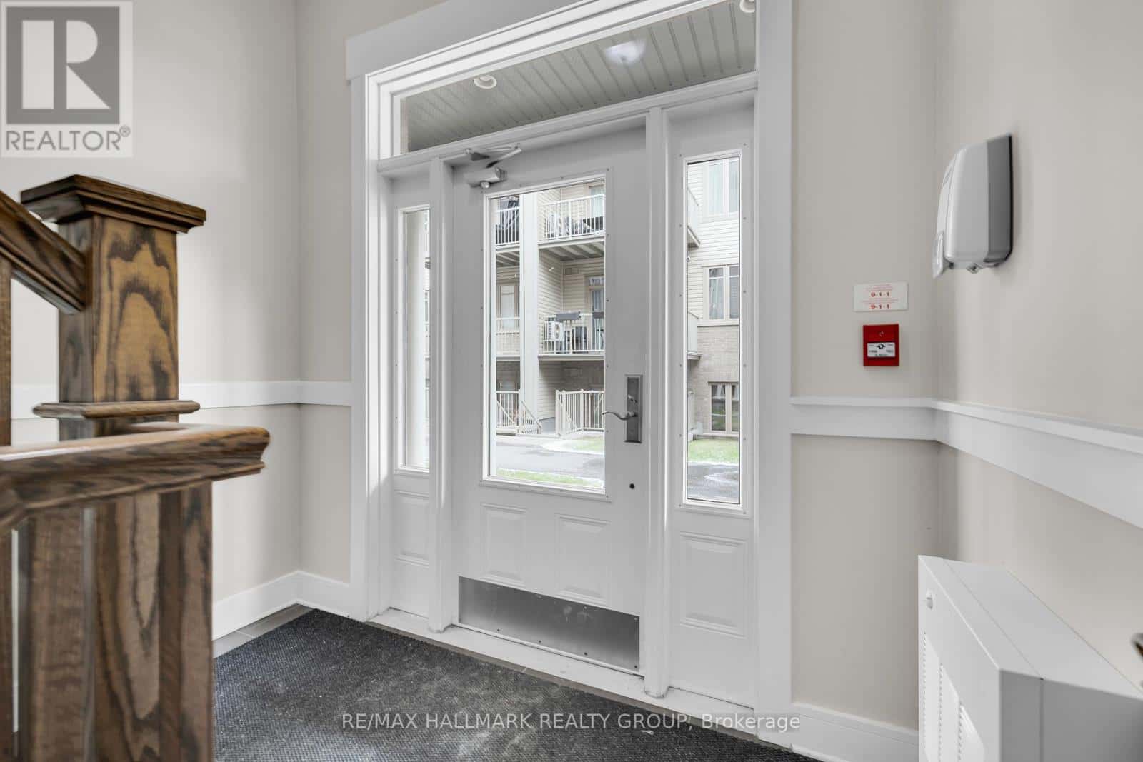 # B - 1067 BERYL PRIVATE — Ottawa - Photo 4 of 38