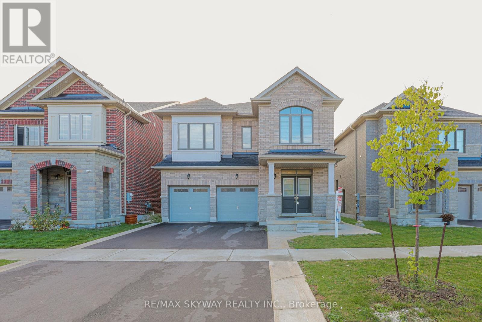379 VALLEYWAY DRIVE — Brampton (Credit Valley) - Main photo
