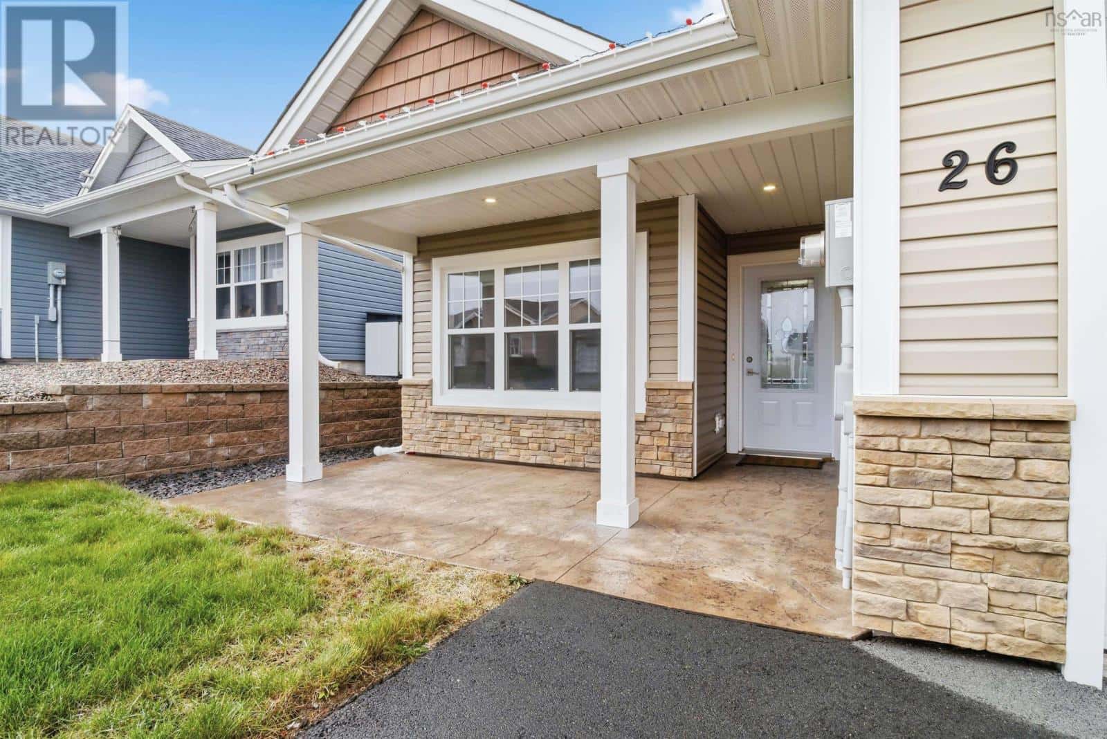 26 Elizabeth Avenue — Garlands Crossing - Photo 3 of 30