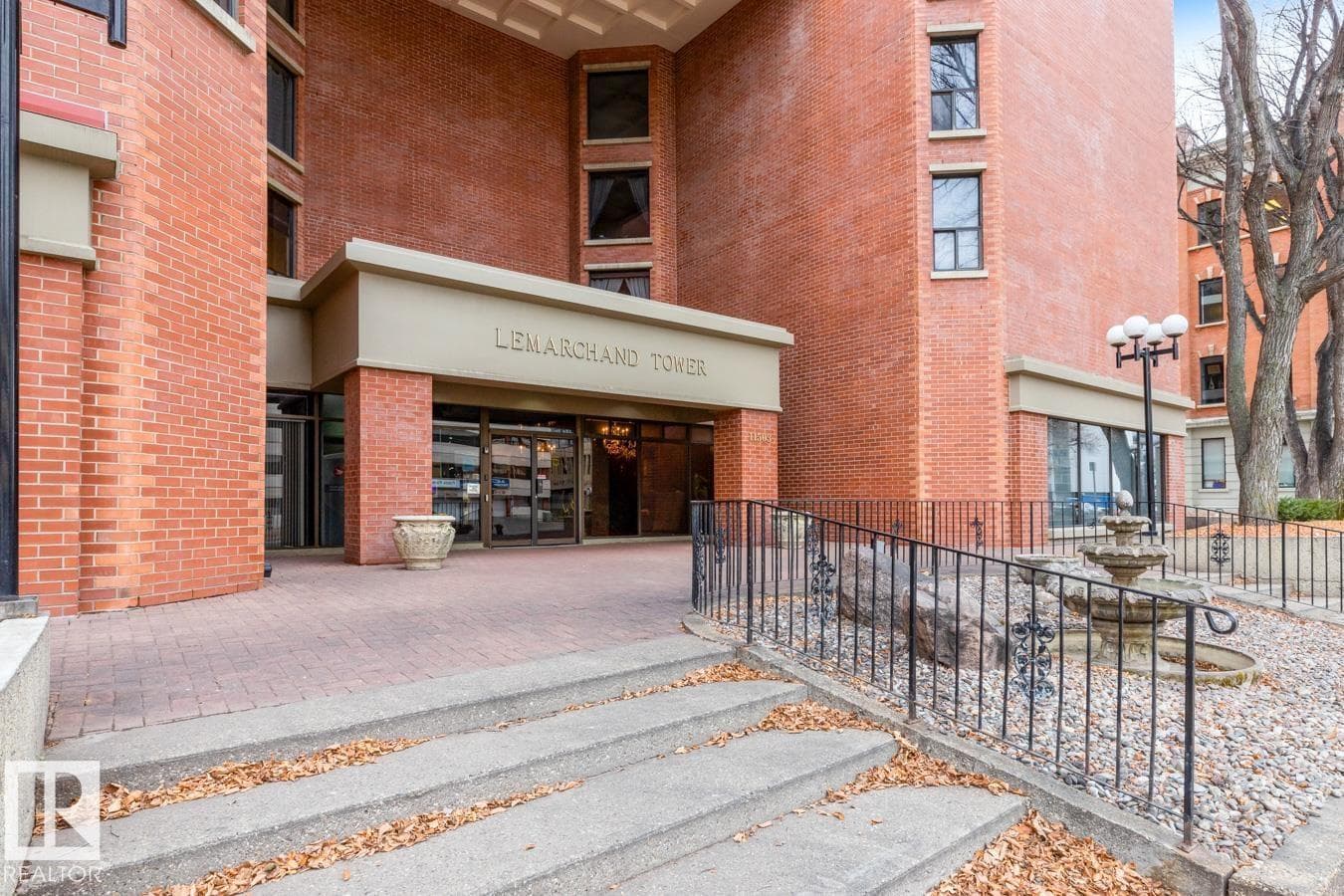 1503 11503 100 AV NW — Edmonton - Main photo