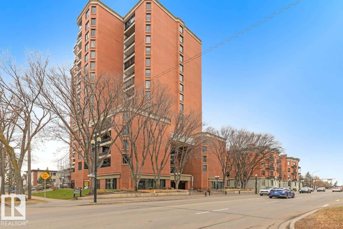 1503 11503 100 AV NW — Edmonton - Photo 5 of 73