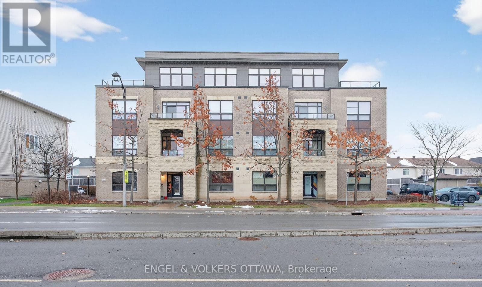 302 - 760 CHAPMAN MILLS DRIVE — Ottawa - Main photo