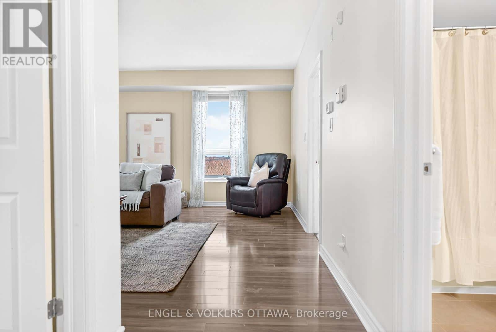 302 - 760 CHAPMAN MILLS DRIVE — Ottawa - Photo 3 of 19