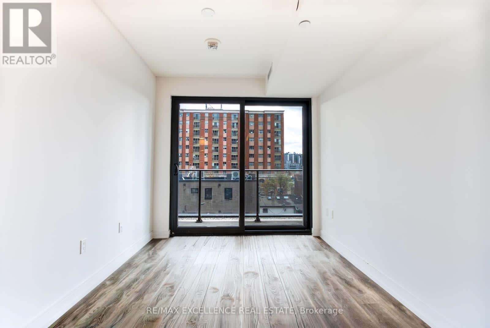 505 - 1 JARVIS STREET — Hamilton (Beasley) - Photo 4 of 19