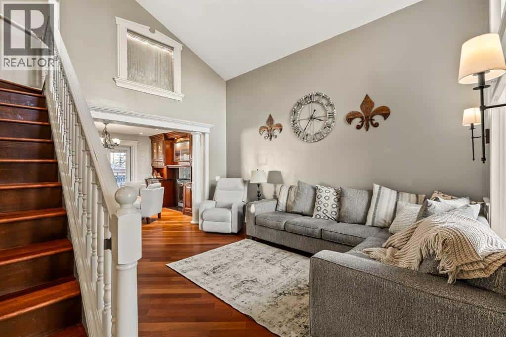 25 McKinley Bay SE — Calgary - Photo 4 of 50