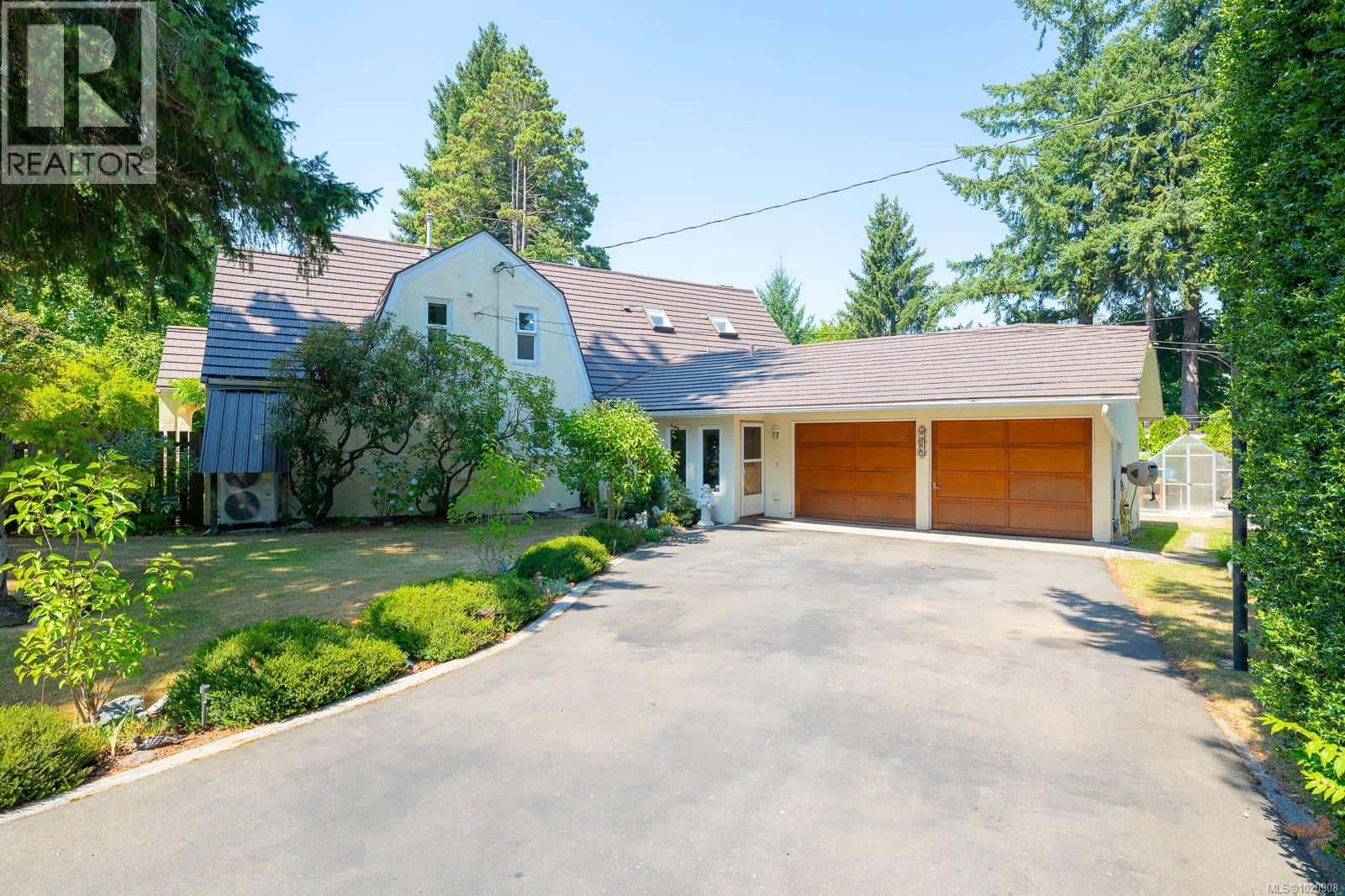 4471 Southgate Rd — Port Alberni - Photo 4 of 62