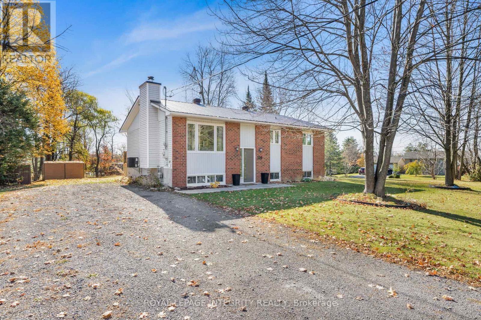 220 AGATHE STREET — Clarence-Rockland - Main photo