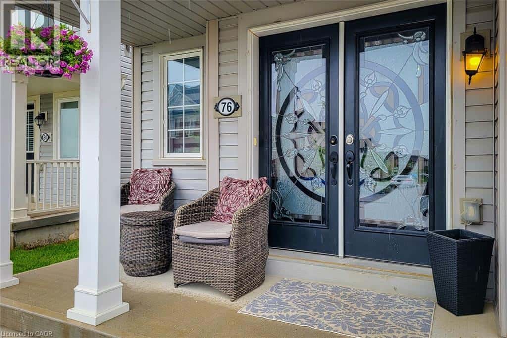 76 MCALLISTAR Drive — Binbrook - Photo 5 of 44