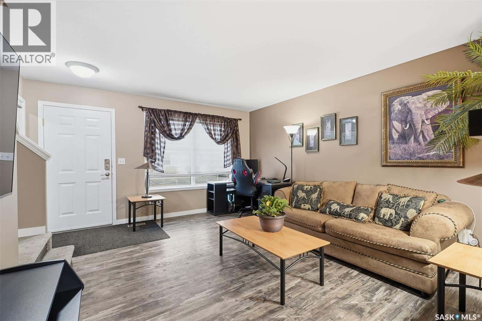 177 815 Kristjanson ROAD — Saskatoon - Photo 3 of 24