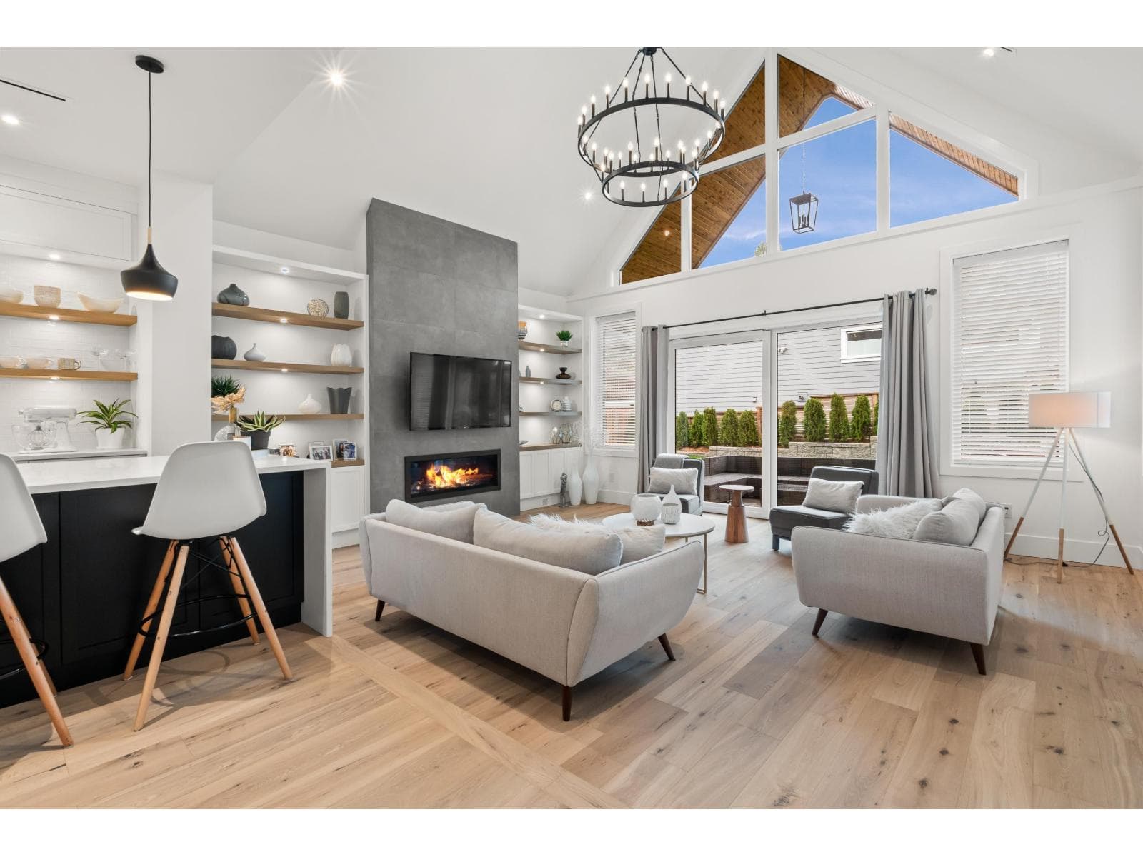 2660 126TH STREET — Surrey - Main photo