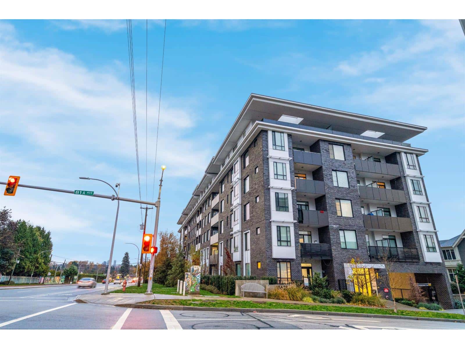 407 13623 81A AVENUE — Surrey - Photo 2 of 26