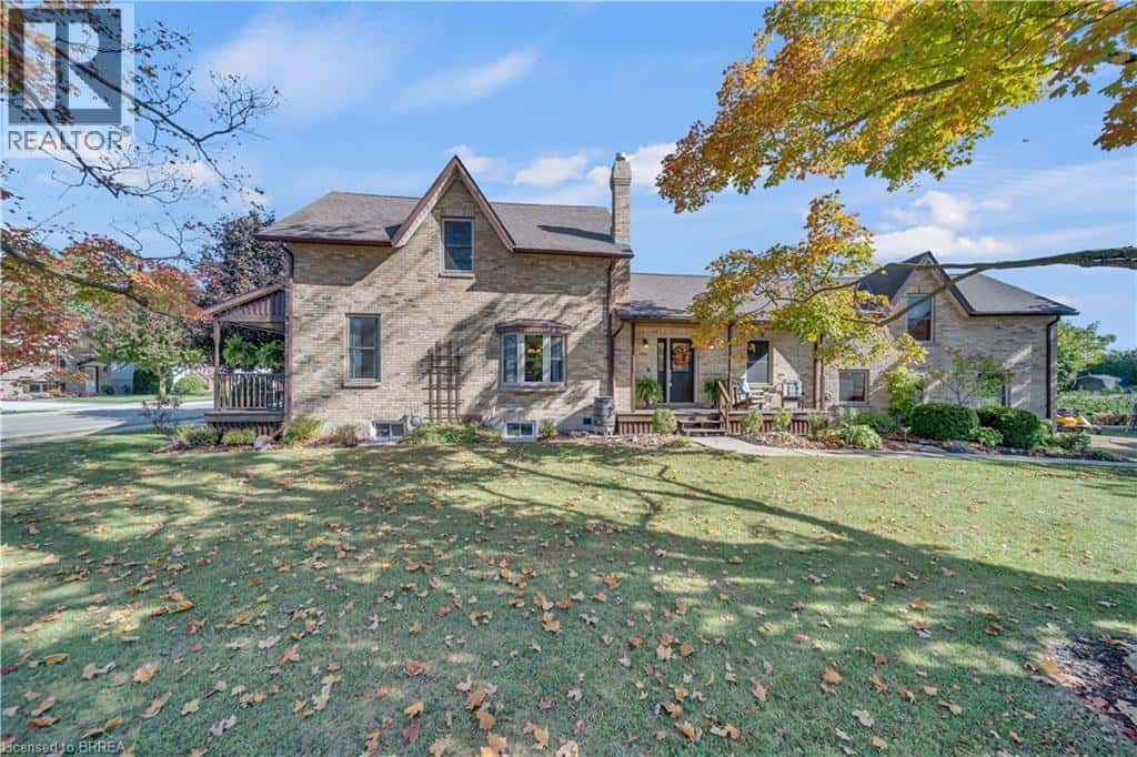 690 WALLACE Avenue S — Listowel - Photo 4 of 49