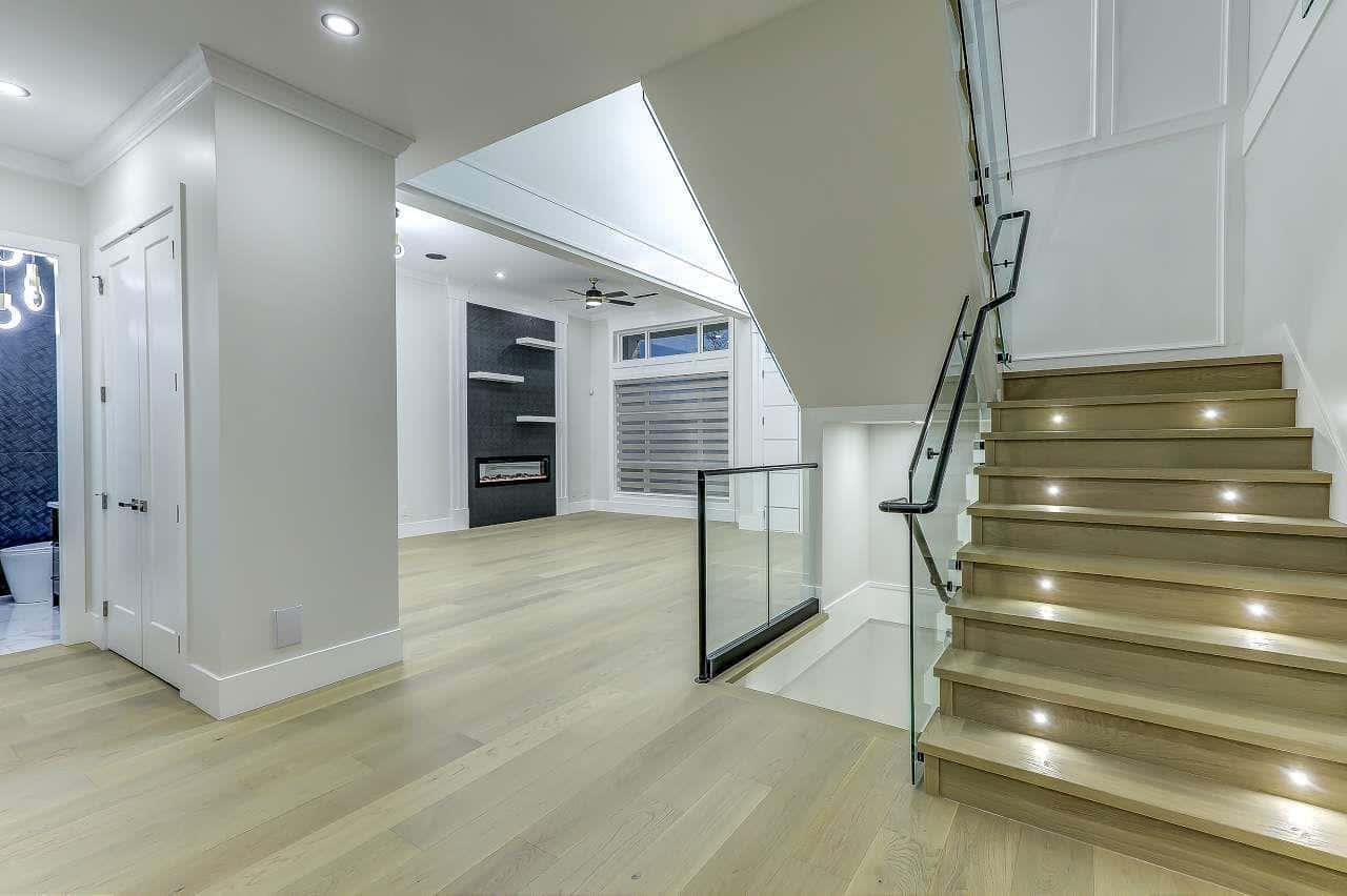 13830 78A AVENUE — Surrey - Photo 3 of 40