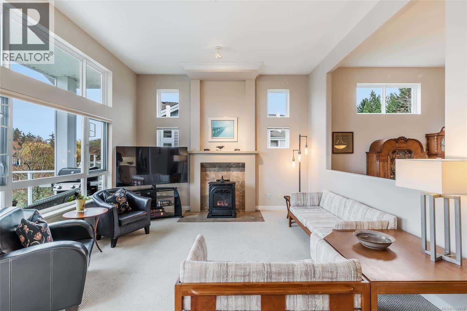 1339 Saturna Dr — Parksville - Photo 4 of 48