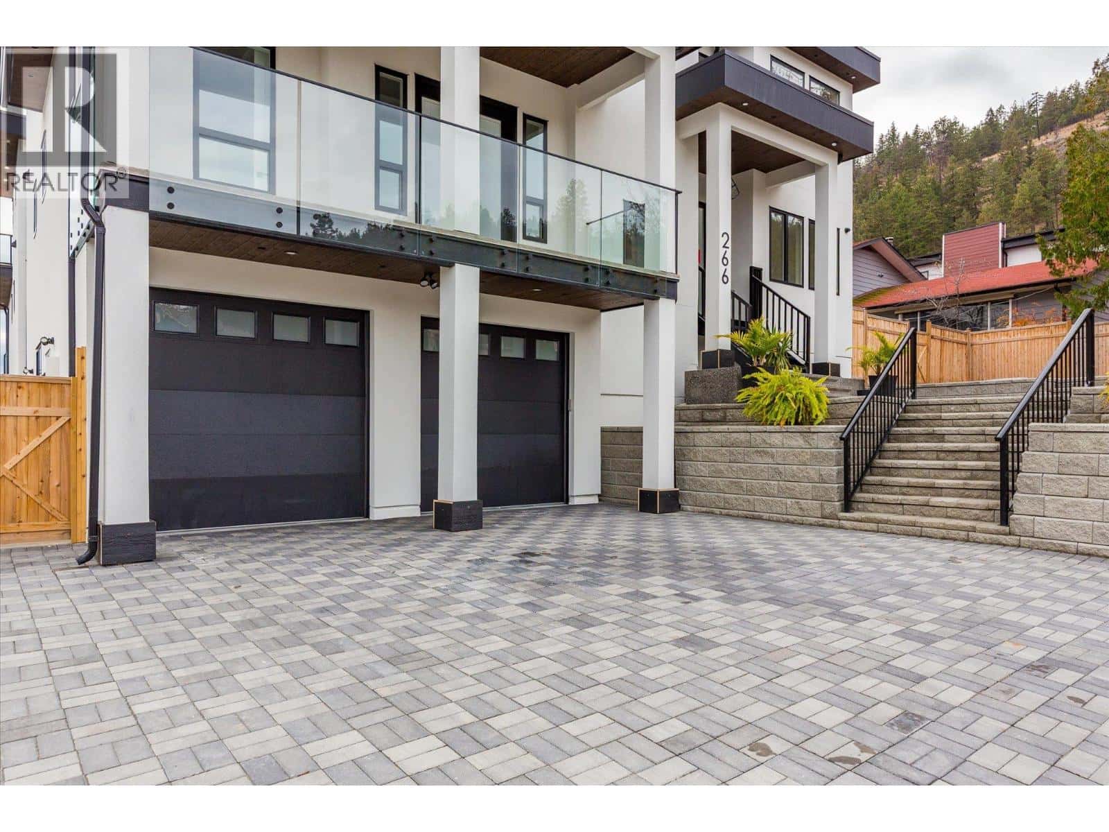 266 Ranchhill Court — Kelowna - Photo 4 of 70