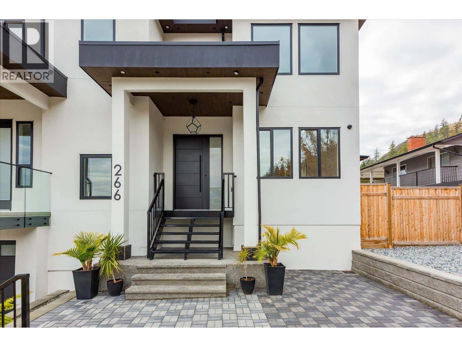 266 Ranchhill Court — Kelowna - Photo 5 of 70