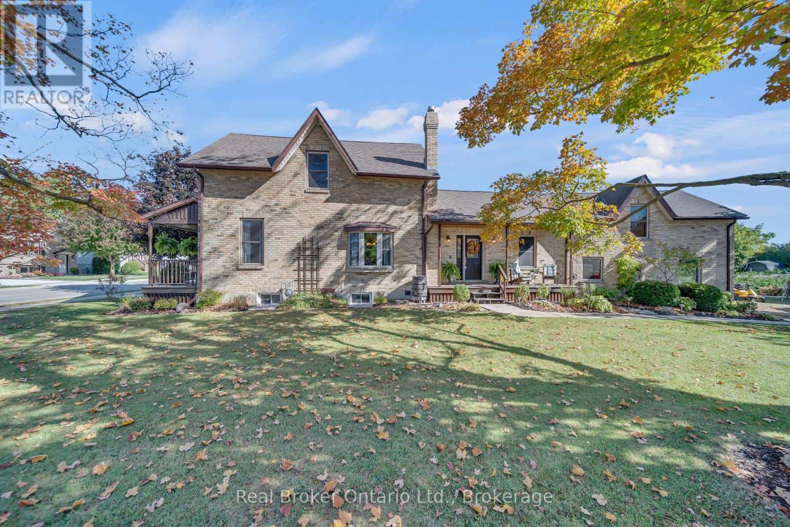 690 WALLACE AVENUE S — North Perth (Listowel) - Photo 4 of 49