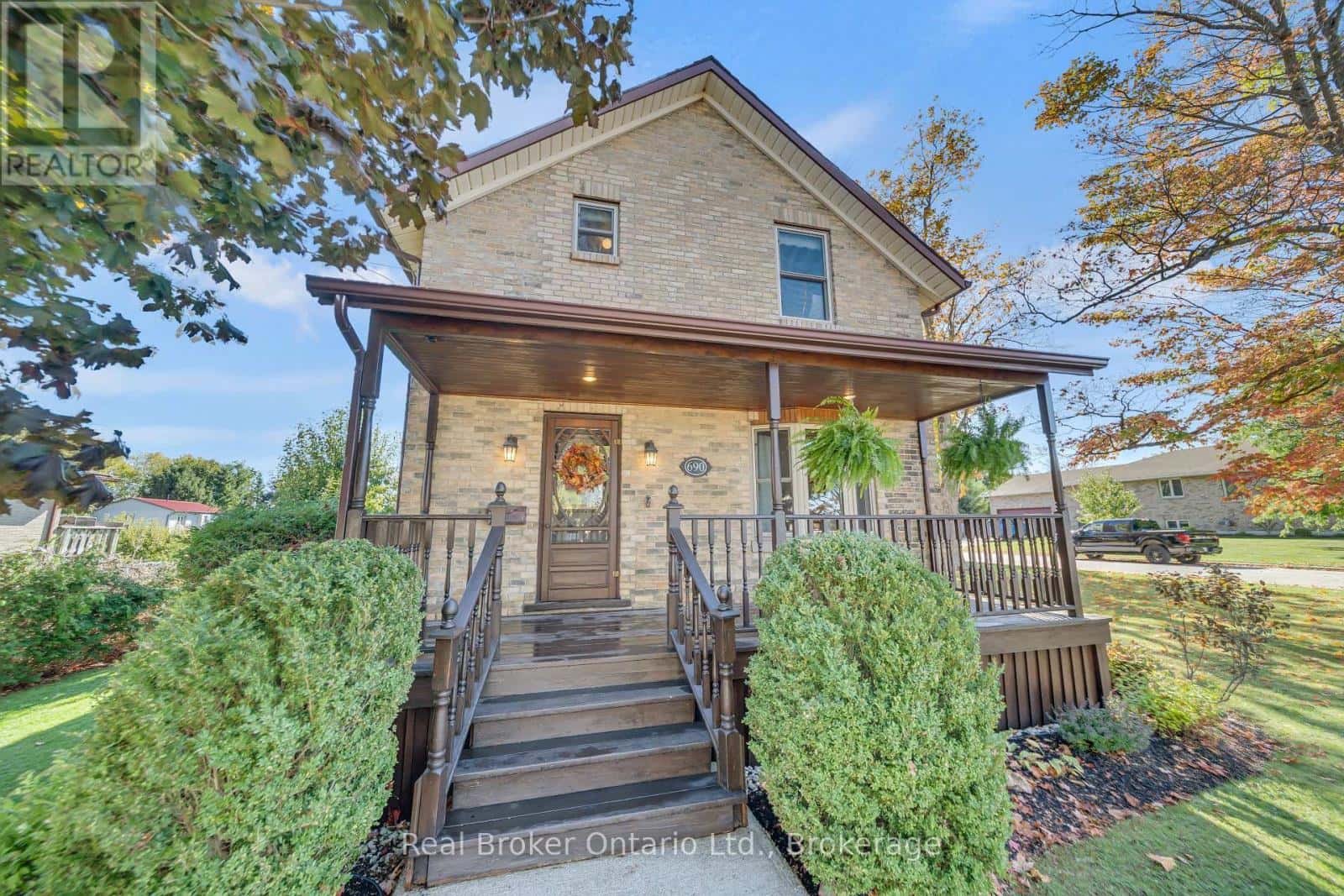 690 WALLACE AVENUE S — North Perth (Listowel) - Photo 5 of 49