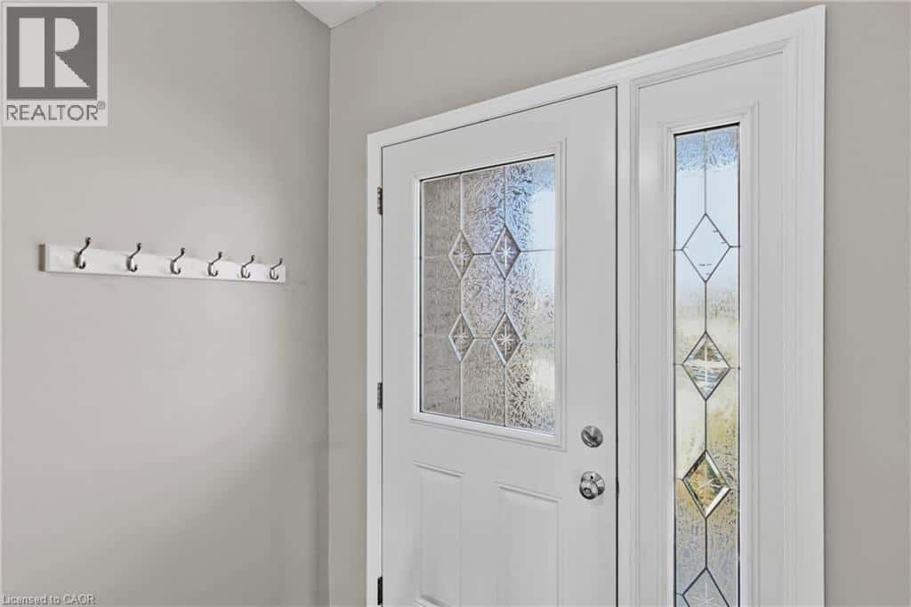 68 HIXON Road — Hamilton - Photo 5 of 38