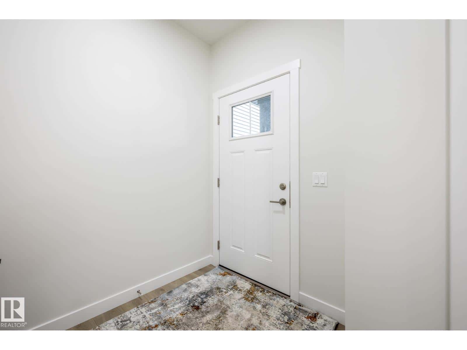 86 GLADSTONE BN — Spruce Grove - Photo 4 of 26