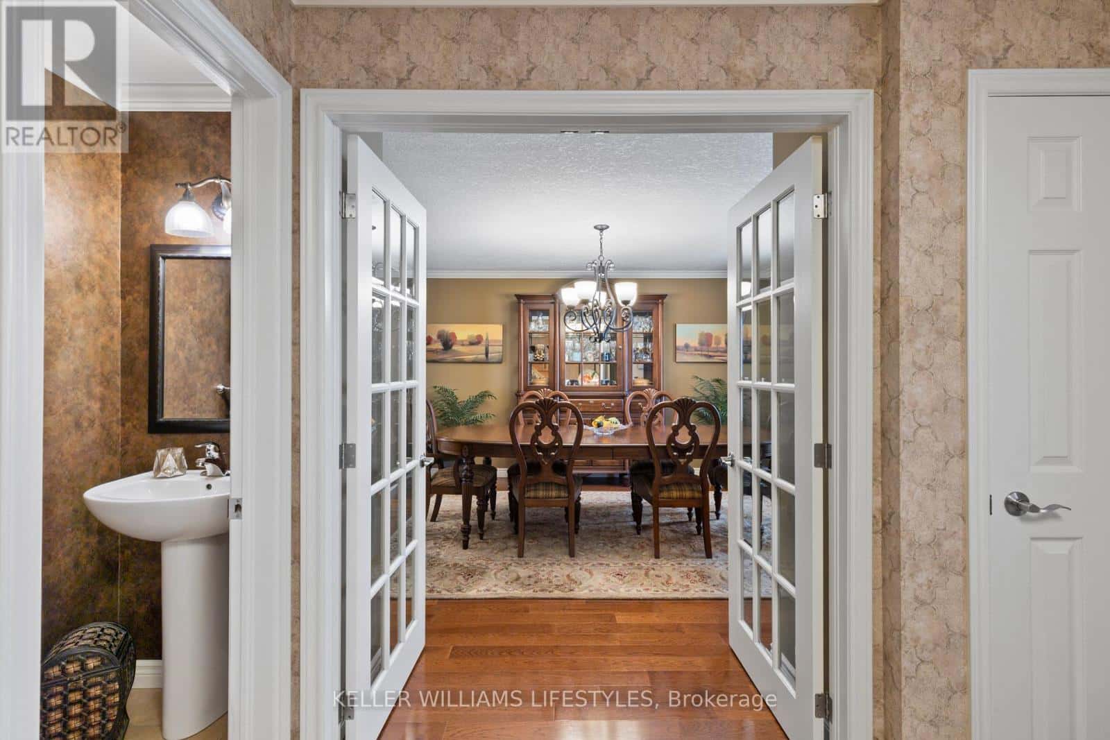 114 MONTE VISTA CRESCENT — London South (South N) - Photo 5 of 50