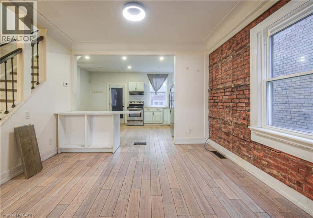 750 E CANNON Street E — Hamilton - Photo 5 of 31