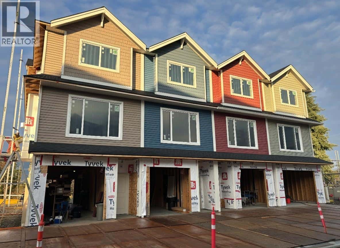 1910 11 Avenue NE Unit# 3 — Salmon Arm - Photo 2 of 54