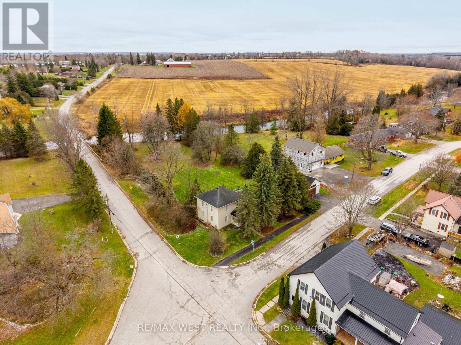 4 CORYELL STREET — Scugog - Main photo