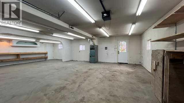 1116 37 Street SE — Calgary - Photo 4 of 27