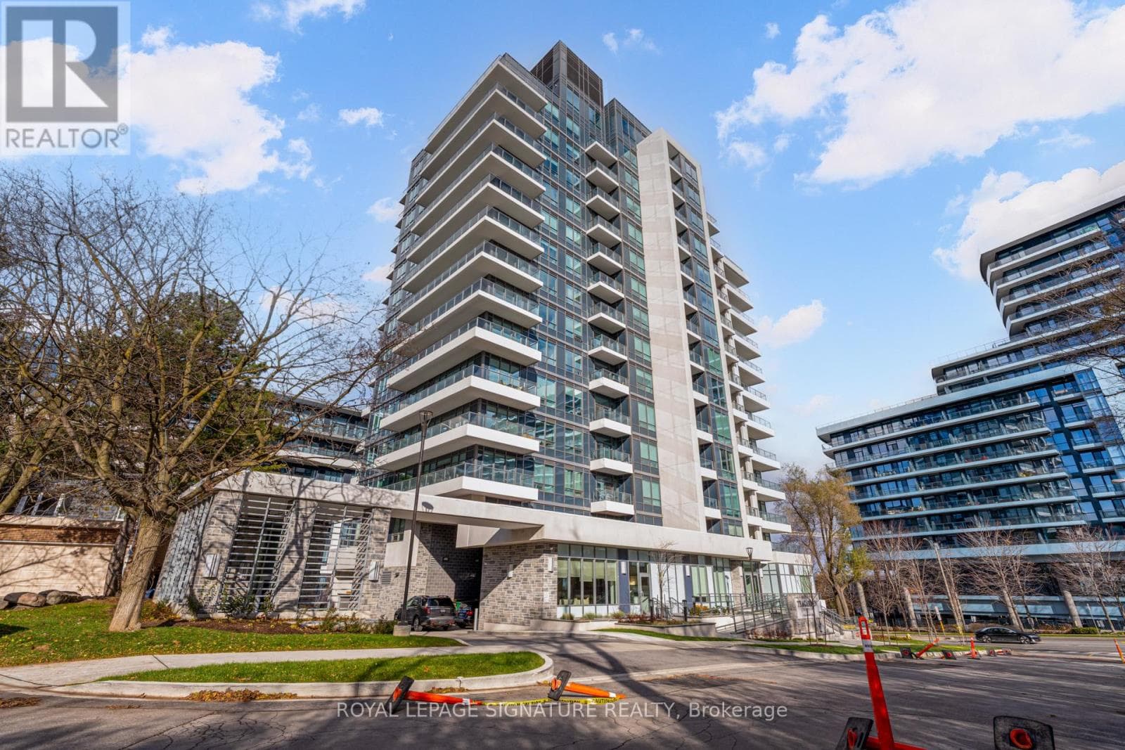 1105 - 2 TEAGARDEN COURT — Toronto (Willowdale East) - Main photo