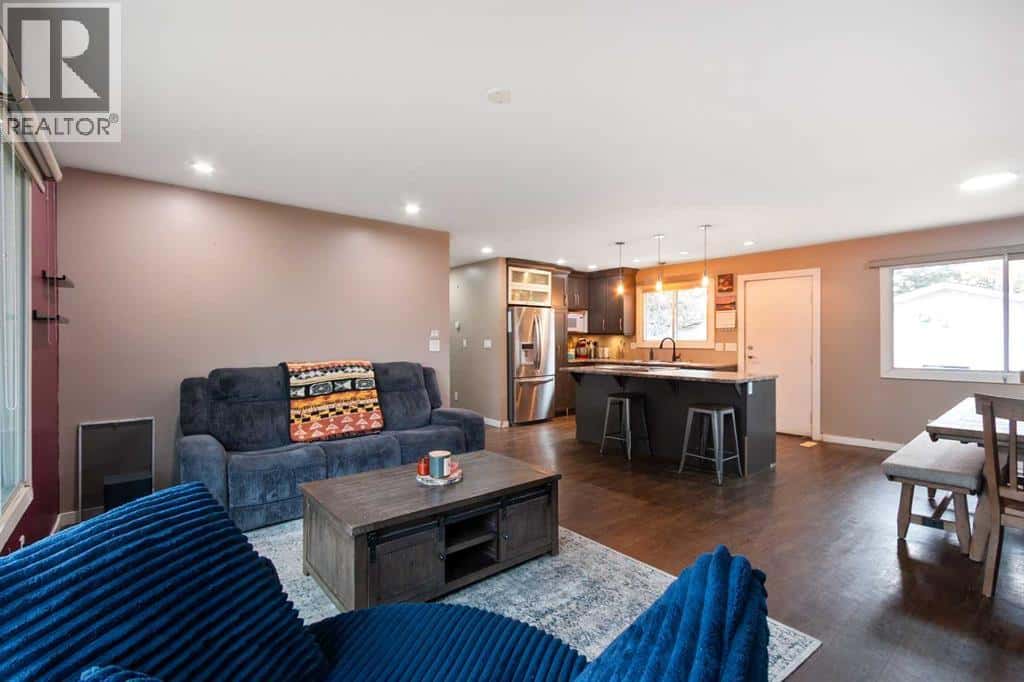 5209 42 Street — Olds - Photo 5 of 41