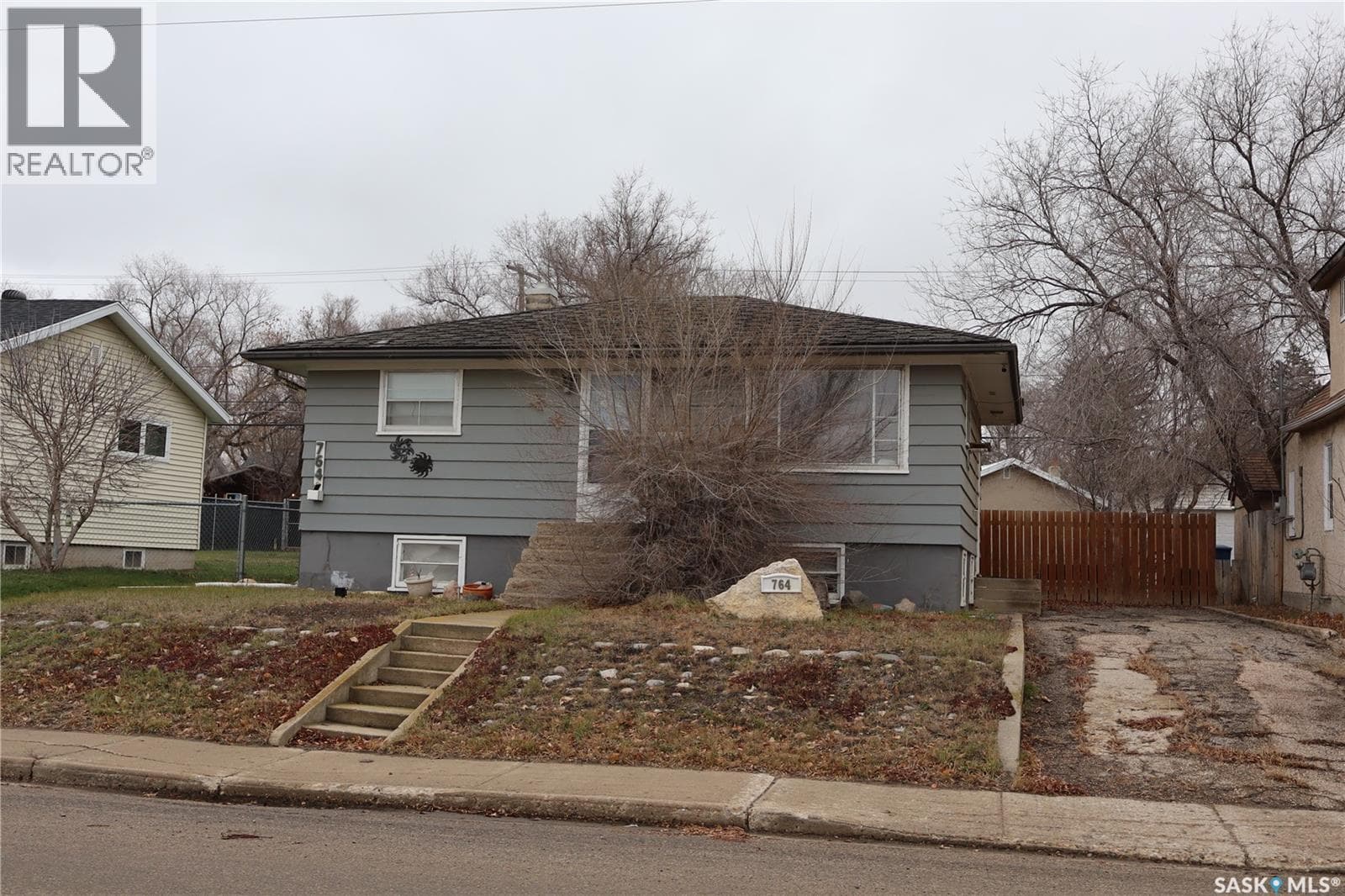 764 Fairford STREET E — Moose Jaw, Saskatchewan - Main photo