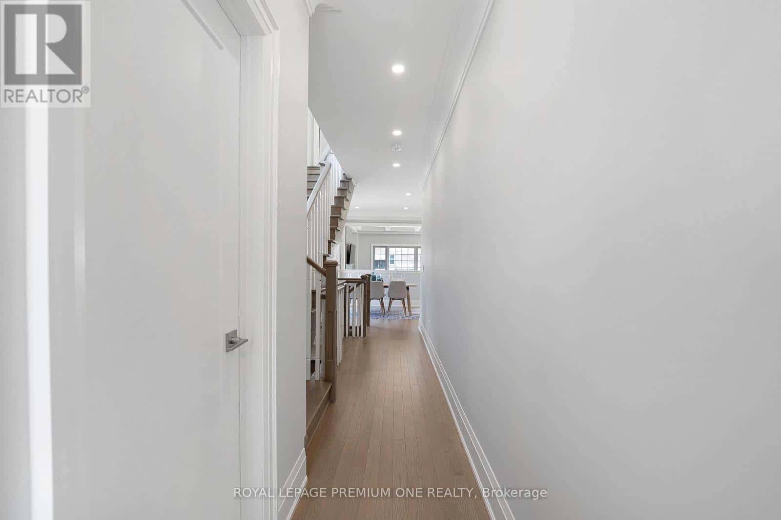 12 JACK KENNY COURT — Caledon (Bolton West) - Photo 3 of 50