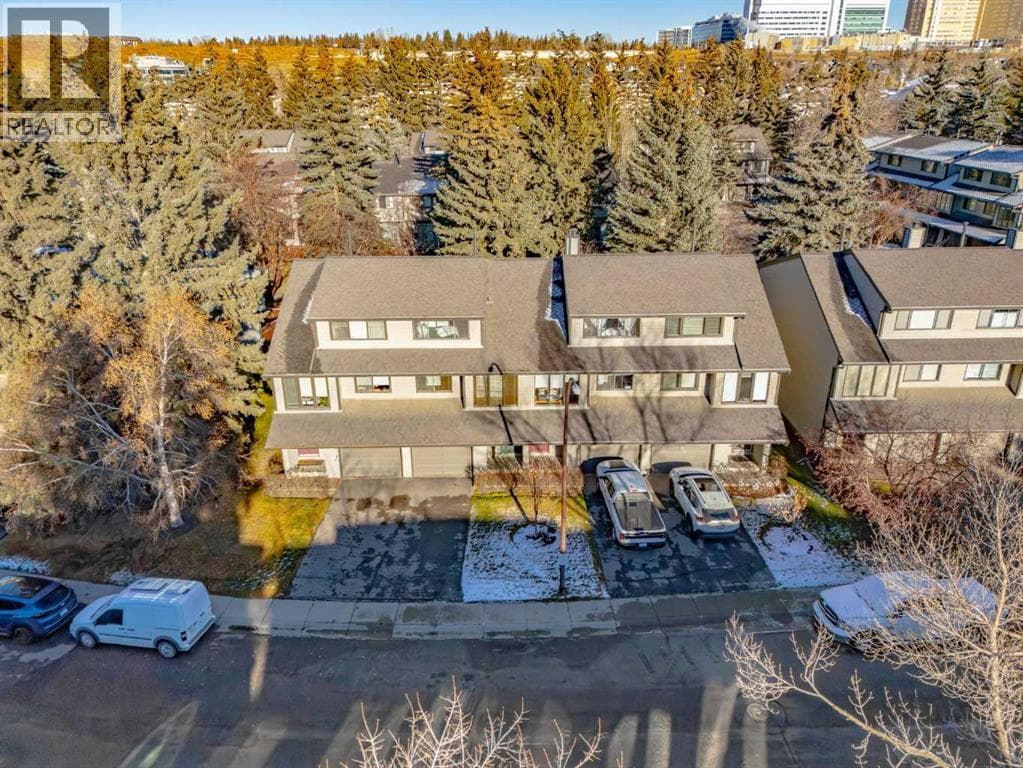 116 Point Drive NW — Calgary - Main photo