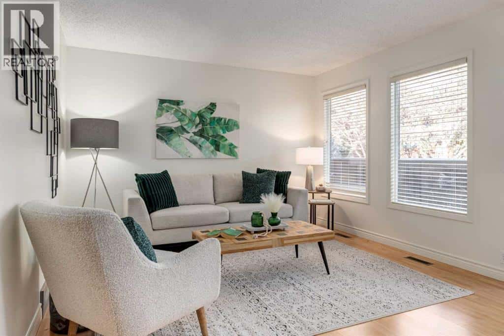 116 Point Drive NW — Calgary - Photo 3 of 38