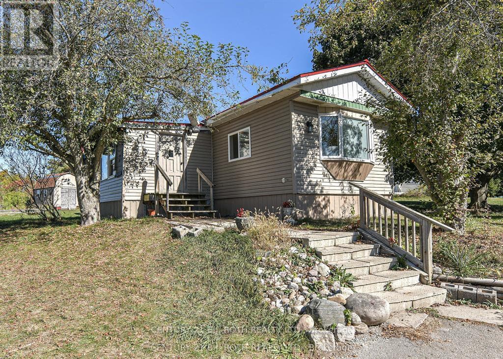 19 CLAREMONT CRESCENT — Oro-Medonte - Main photo