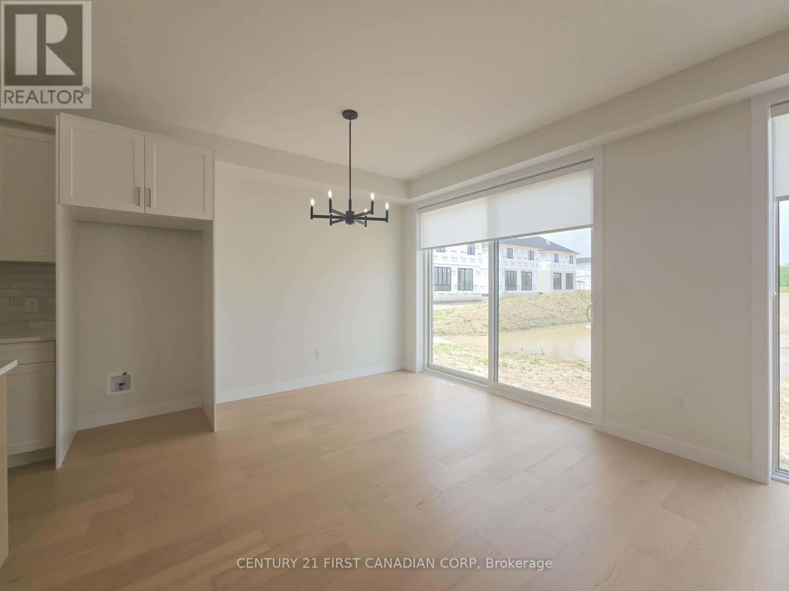 4297 CALHOUN WAY — London South (South V) - Photo 5 of 24